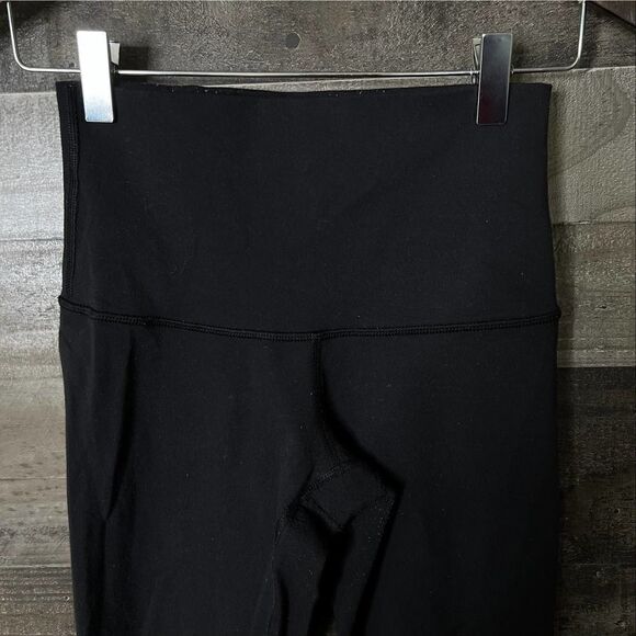 Lululemon High Rise Leggings 4 - Picture 2 of 4